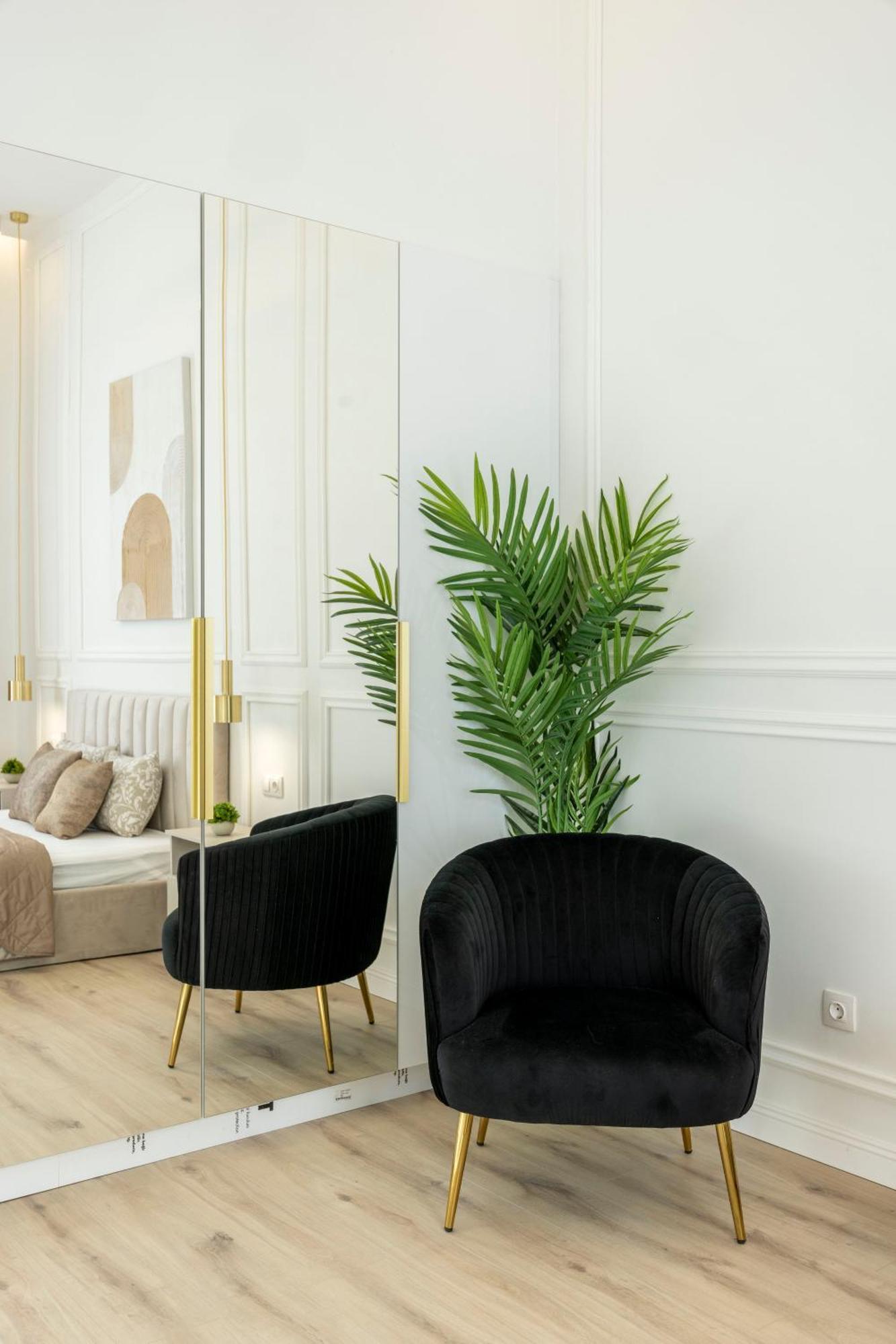 Exclusive & Prestigious Central Residence W/ Balcony Budapest Exteriör bild